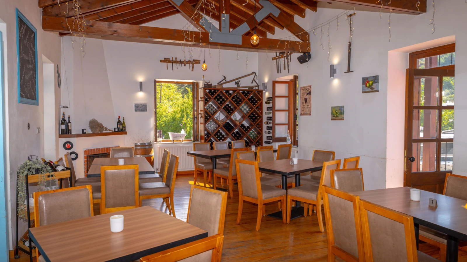 Το Άλμα Cafe & Lounge Bar
