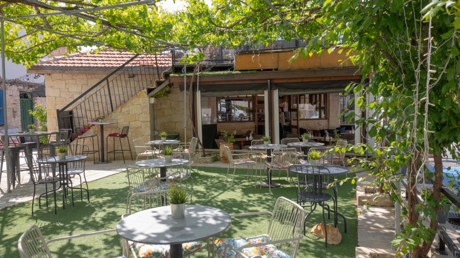 George's Daughter & Son Bakery & Cafe