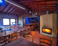 Dolly Snack Bar